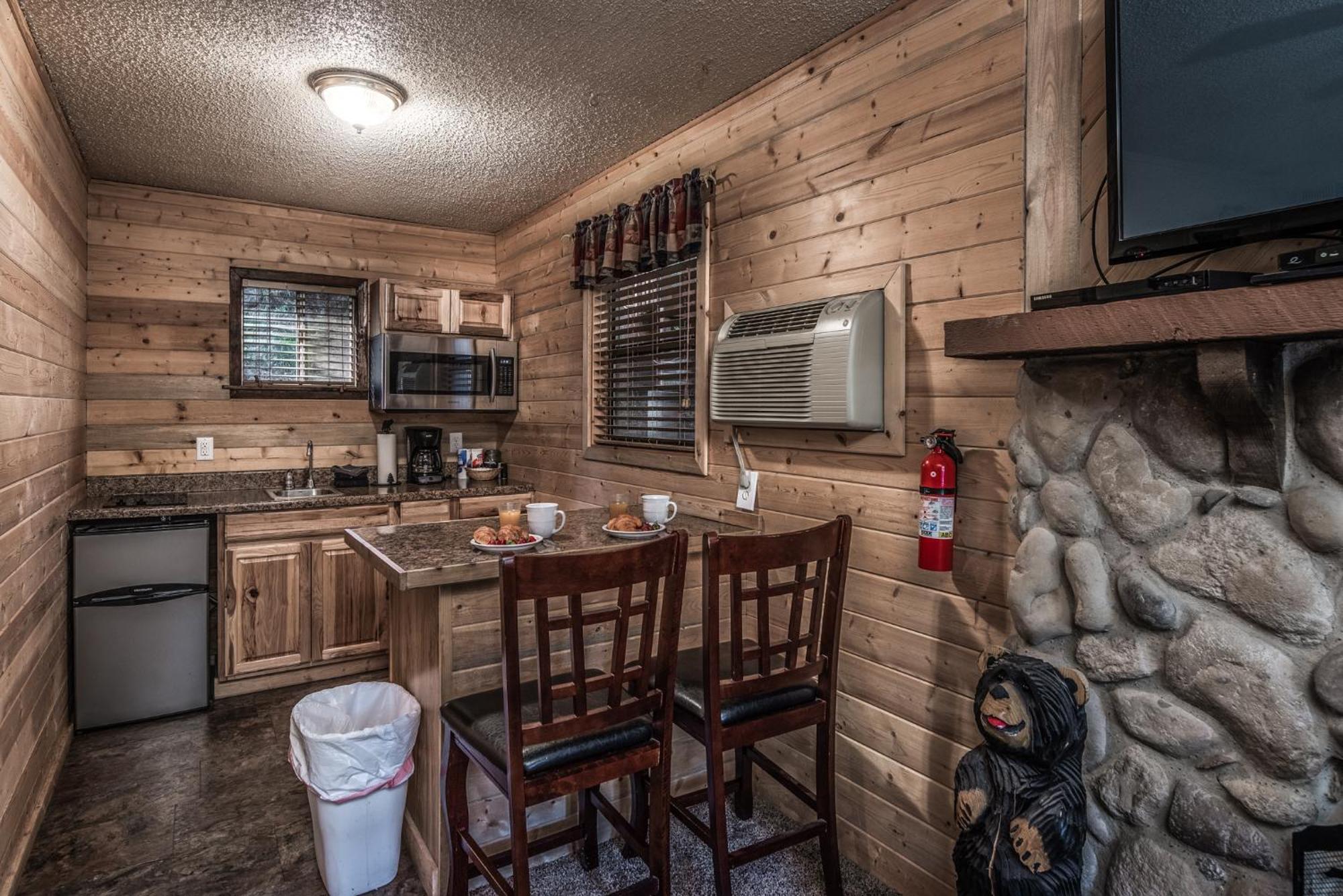 Upper Canyon Inn & Cabins Ruidoso Ngoại thất bức ảnh